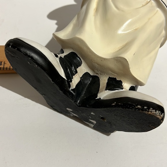 10"H Chef Serving Statue Dining Room Accessory Decoration Figurine - Picture 3 of 9